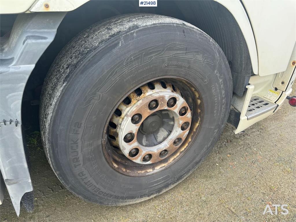 Volvo Fh520 6x2 box truck w/ full side opening and lift.