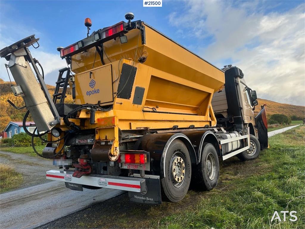 Mercedes-Benz Actros 2848 4x4+2 snow rigged hook truck w/ 20t ho