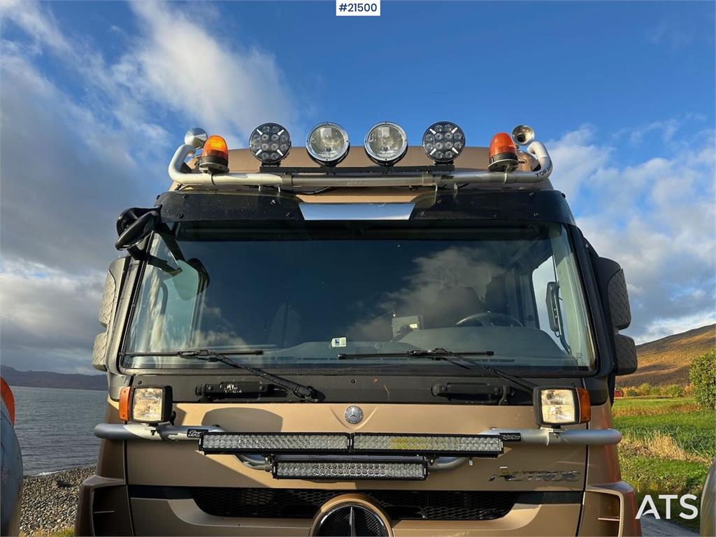 Mercedes-Benz Actros 2848 4x4+2 snow rigged hook truck w/ 20t ho
