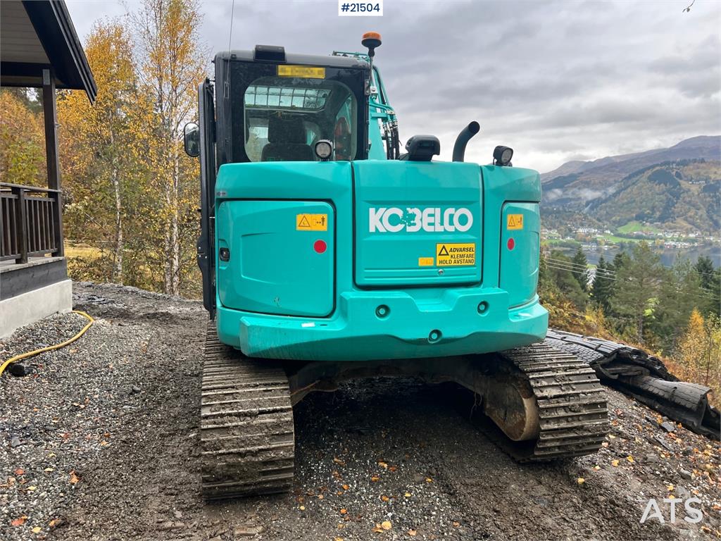 Kobelco Sk75SR-3E excavator w/ sanding bucket, rototilt an