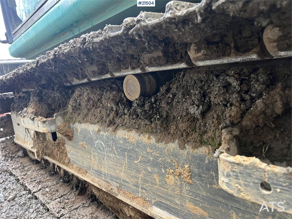 Kobelco Sk75SR-3E excavator w/ sanding bucket, rototilt an