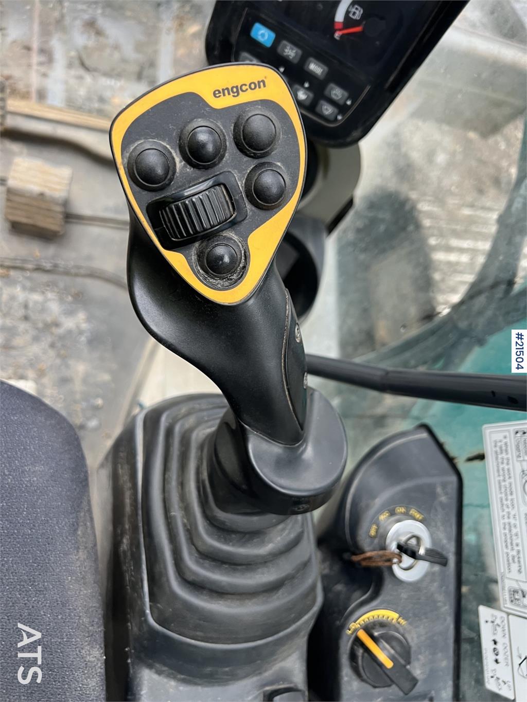 Kobelco Sk75SR-3E excavator w/ sanding bucket, rototilt an