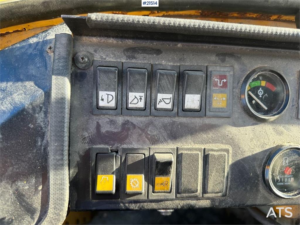 Volvo BM 4500 wheel loader w/ scale and bucket. WATCH VIDEO