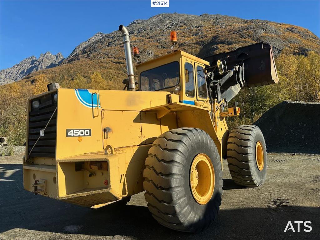 Volvo BM 4500 wheel loader w/ scale and bucket. WATCH VIDEO