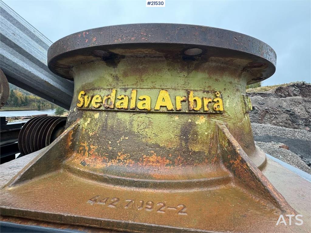 Svedala Arbrå 1336 spindle crusher with parts crusher.
