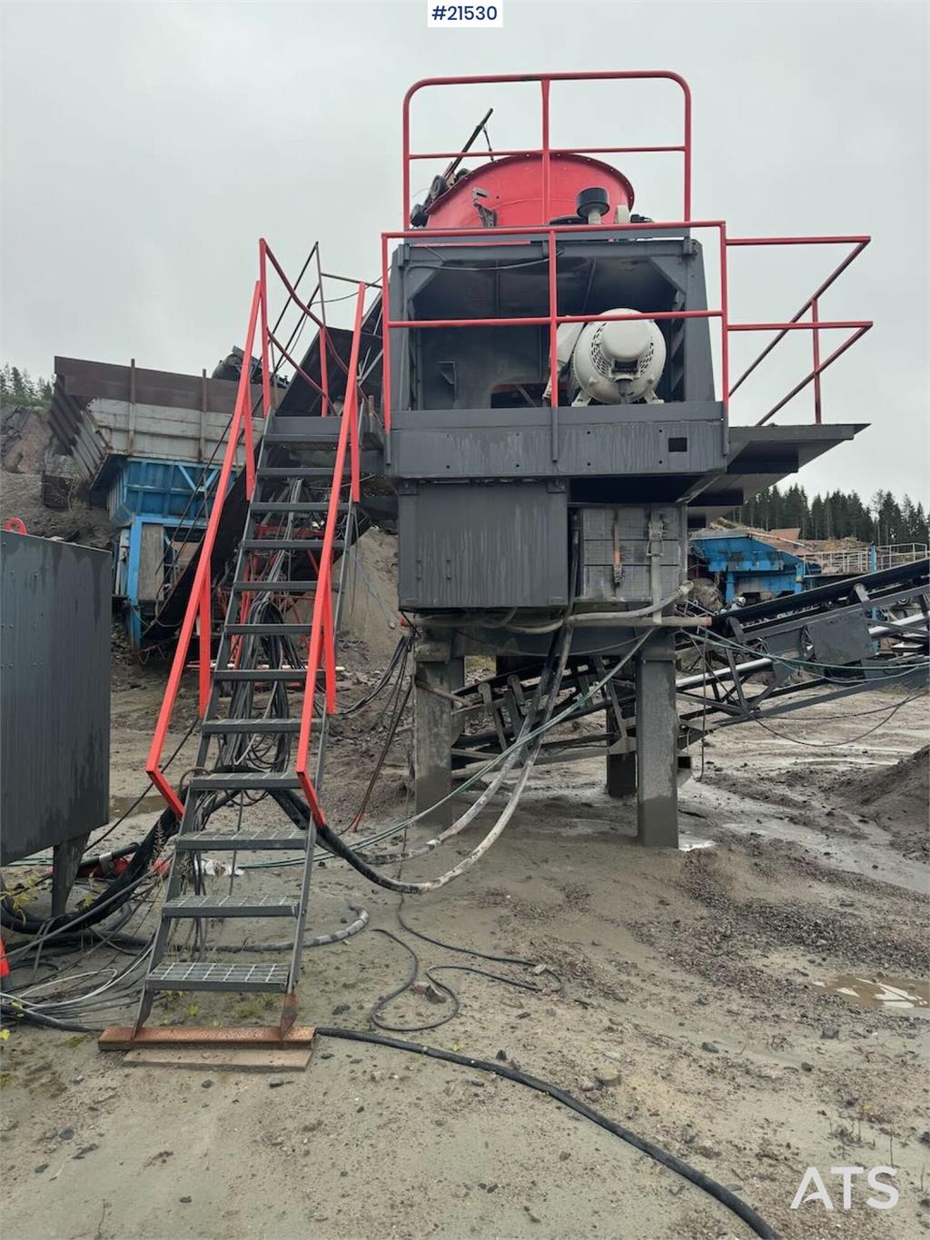 Svedala Arbrå 1336 spindle crusher with parts crusher.