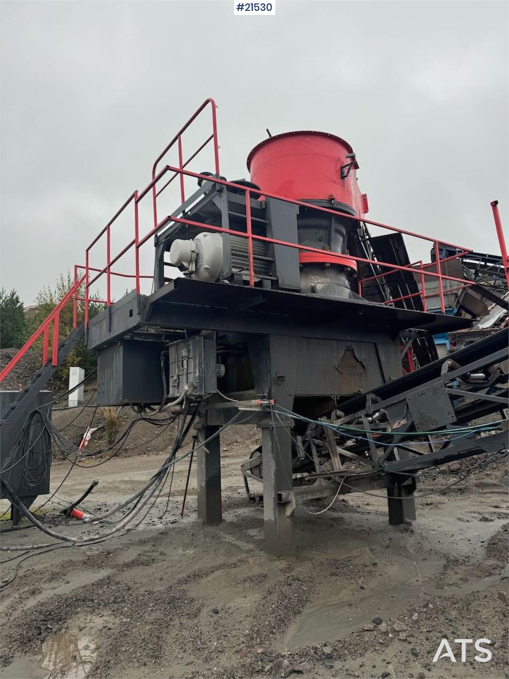 Svedala Arbrå 1336 spindle crusher with parts crusher.