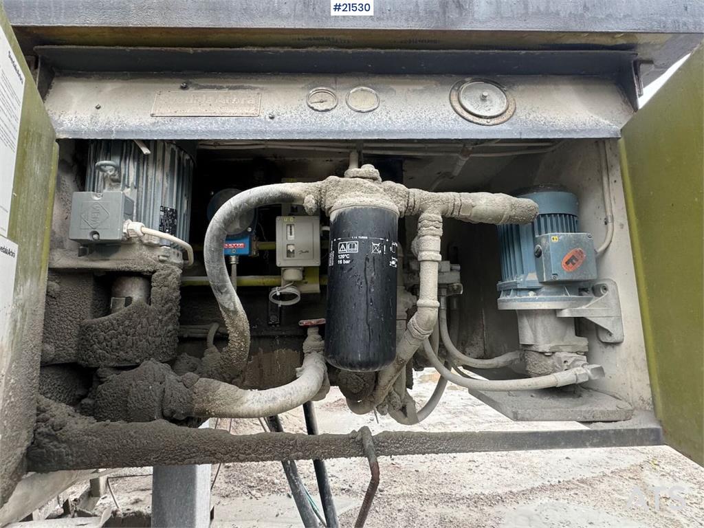 Svedala Arbrå 1336 spindle crusher with parts crusher.