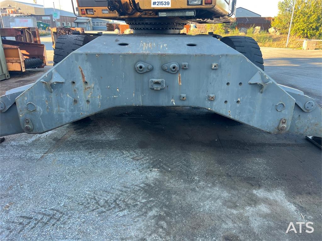 Liebherr A934C