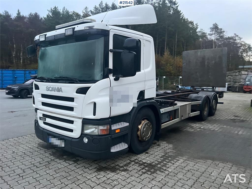 Scania P420 6x2 chassis w/ lift repair object