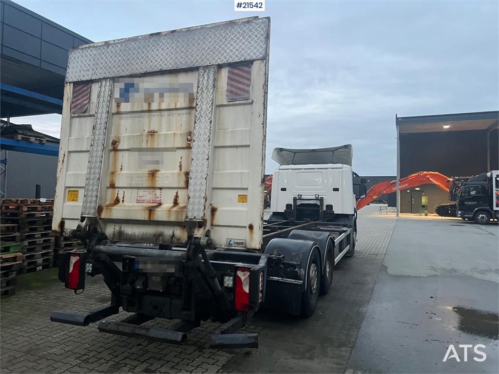 Scania P420 6x2 chassis w/ lift repair object