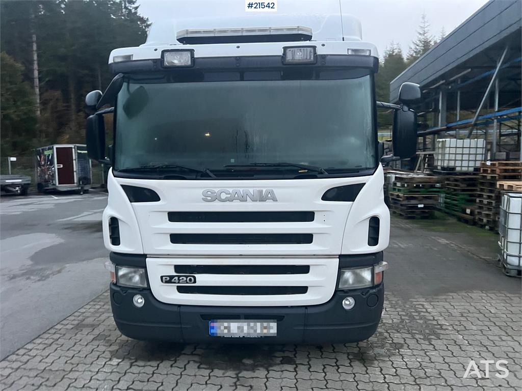 Scania P420 6x2 chassis w/ lift repair object