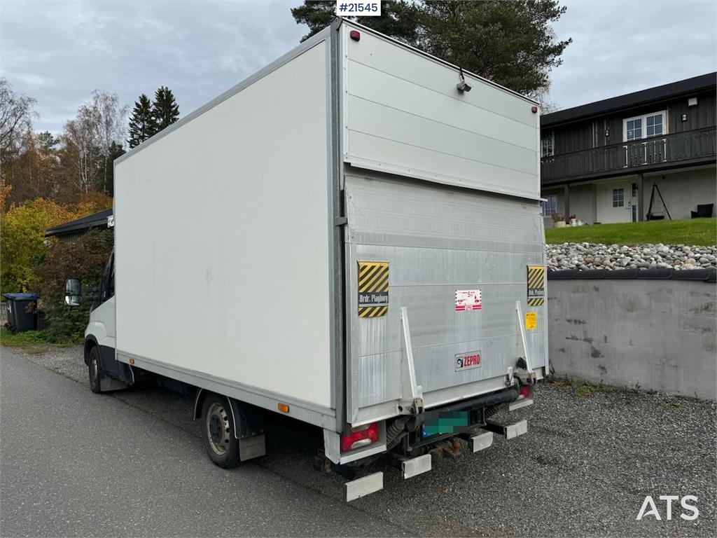Iveco Daily 35S16 4x2 box truck w/ lift and two sets of