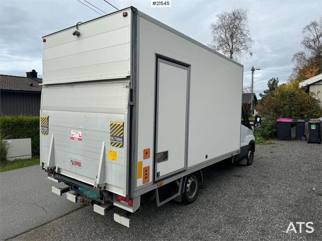 Iveco Daily 35S16 4x2 box truck w/ lift and two sets of