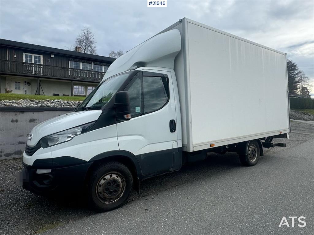 Iveco Daily 35S16 4x2 box truck w/ lift and two sets of