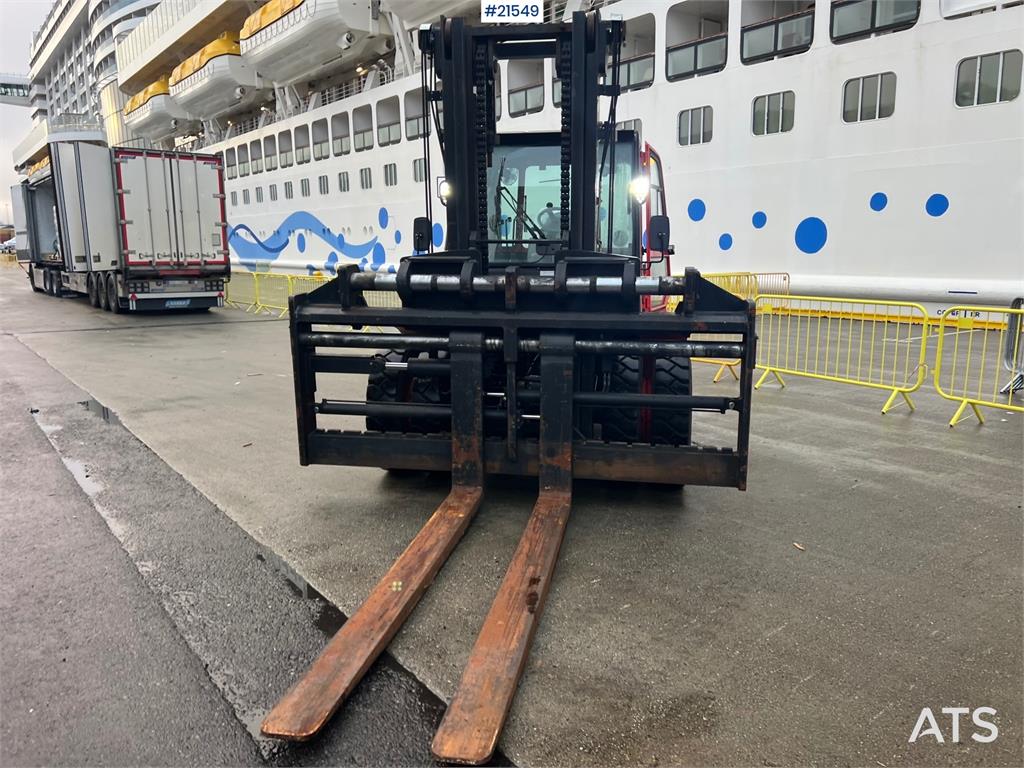 Hangcha CPCD120 Forklift w/ hydraulic forks, side shift an