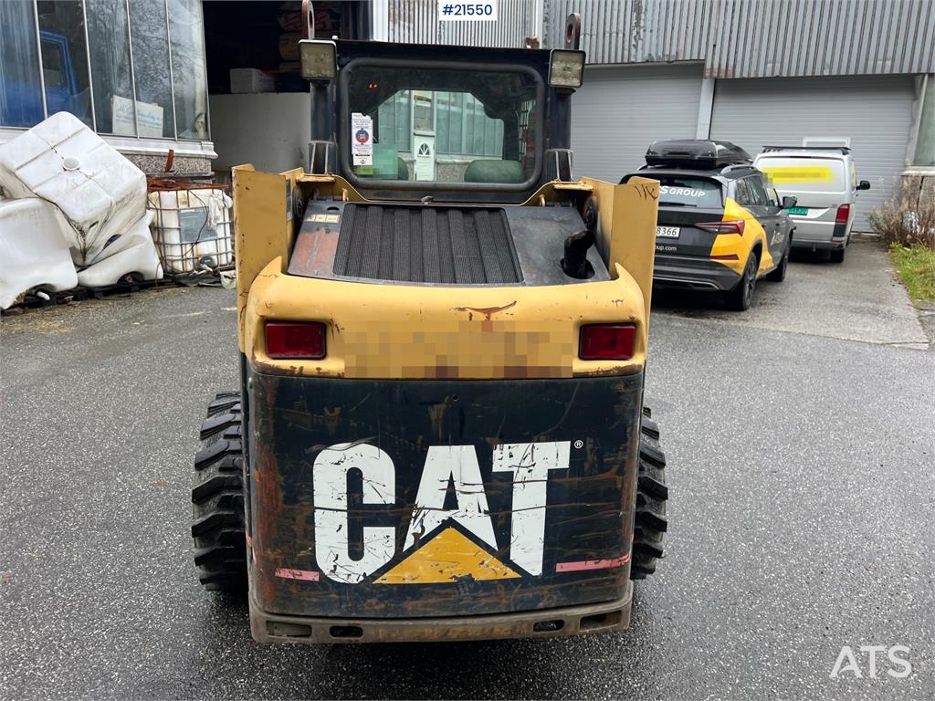CAT 226