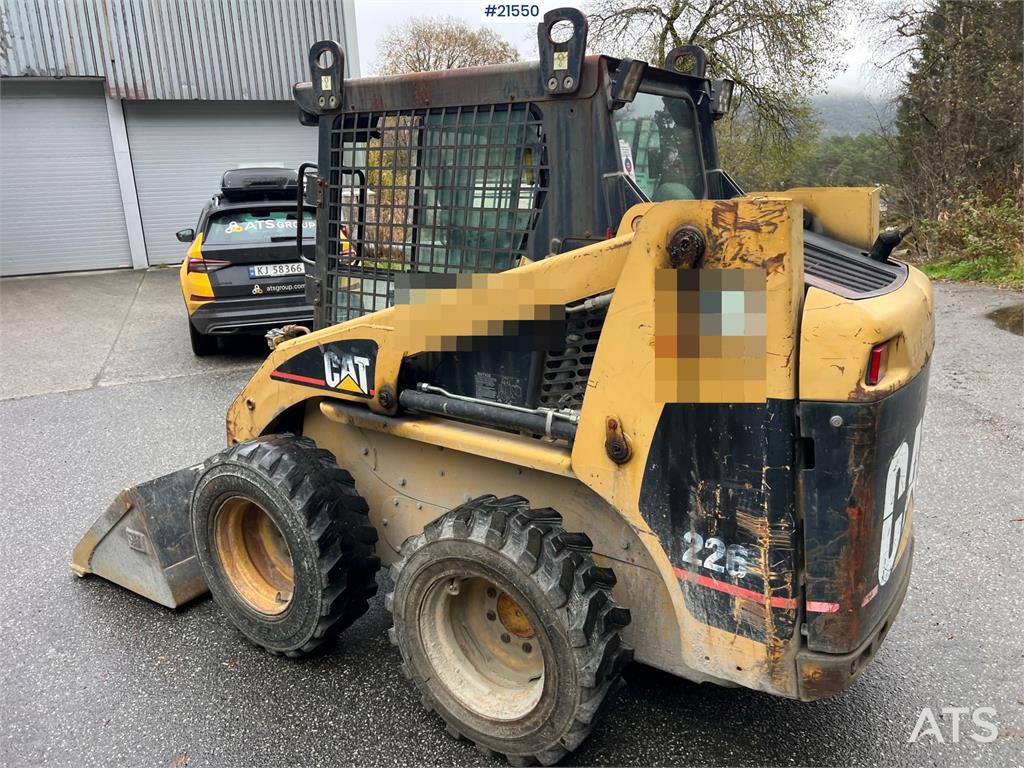 CAT 226