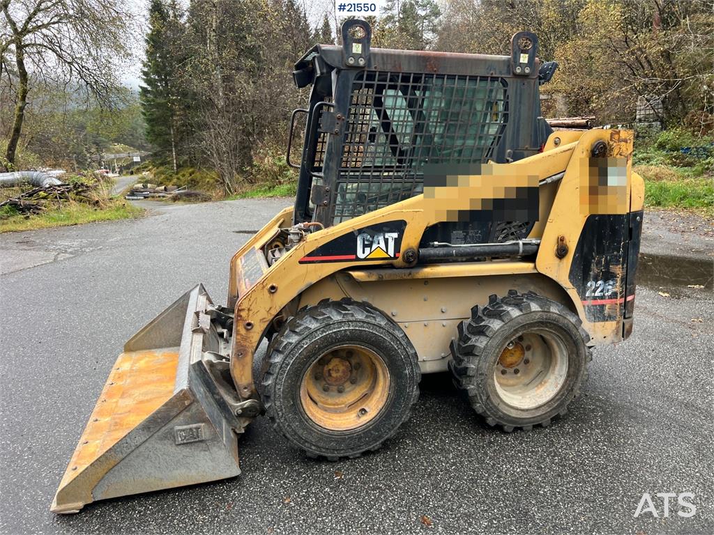 CAT 226
