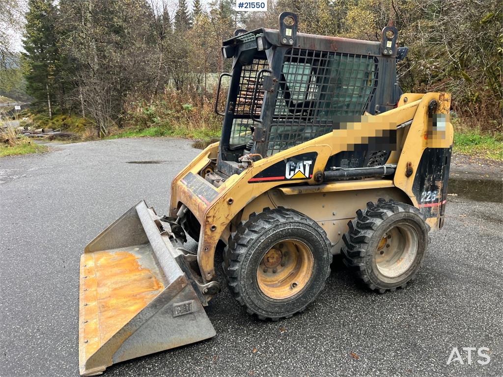 CAT 226