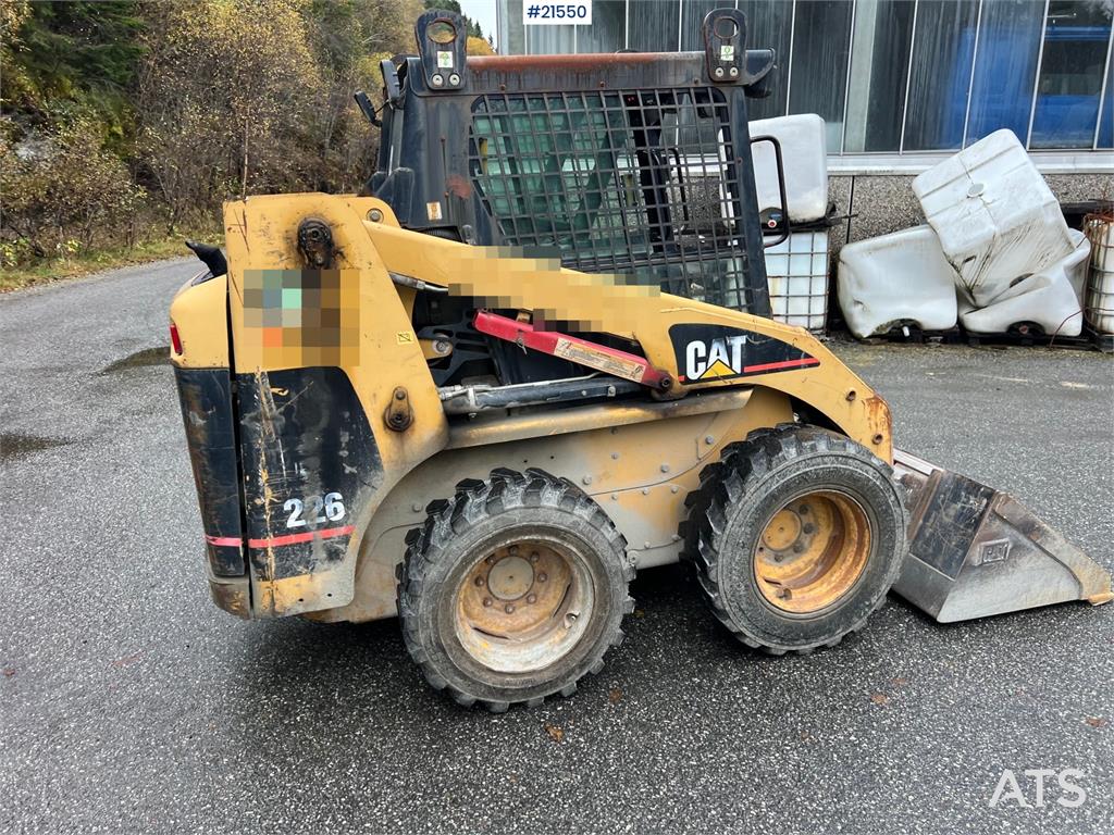 CAT 226