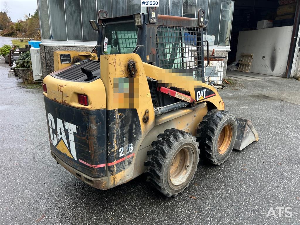 CAT 226