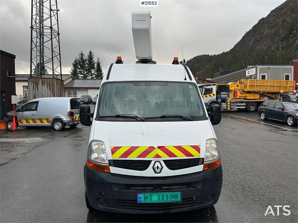 Renault Master lift truck w/ France Elevateur lift basket.