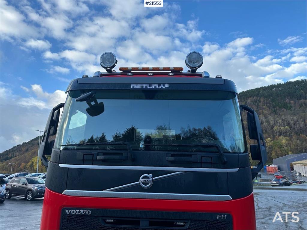 Volvo FH 500 hook truck 8x2 w/ 21 t hook. WATCH VIDEO.