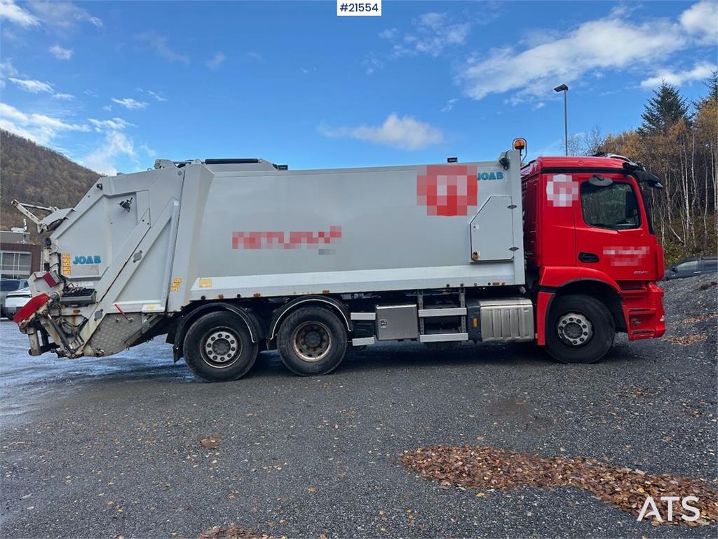 Mercedes-Benz Actros 2543 6x2 2-chamber compactor truck w/ JOAB