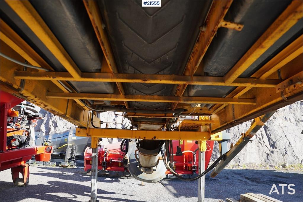 Schmidt Stratos B70-36 sand spreader with control panel