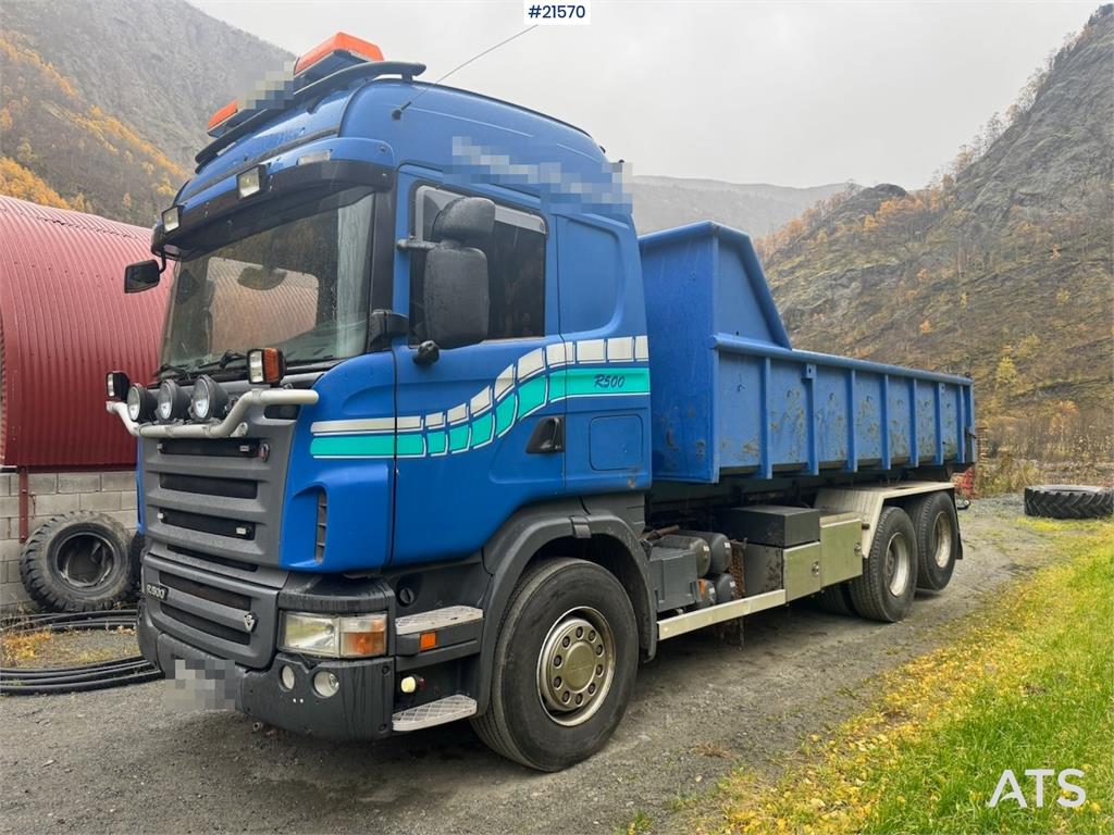 Scania R500 Hook truck w/ Box.