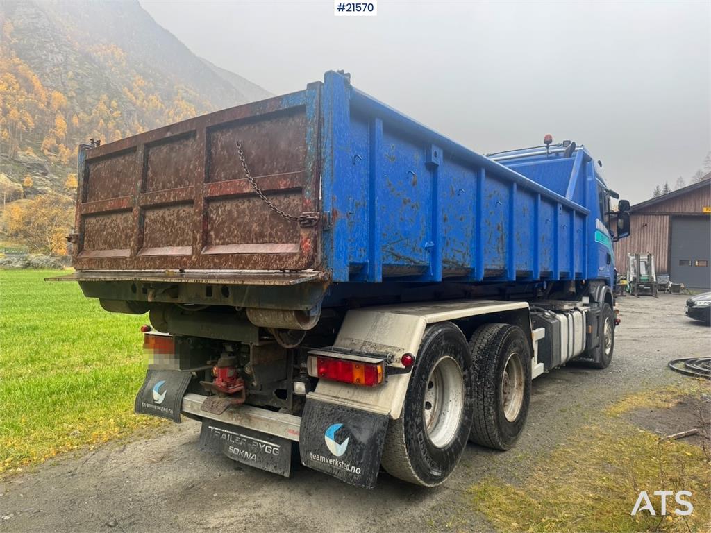 Scania R500 Hook truck w/ Box.