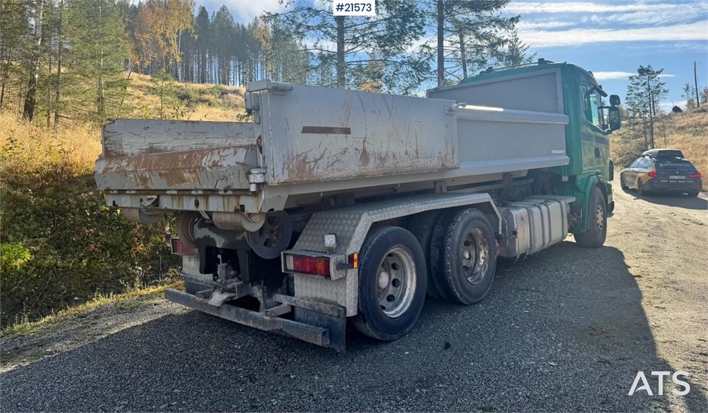 Scania 124G 6x2 Hook truck.
