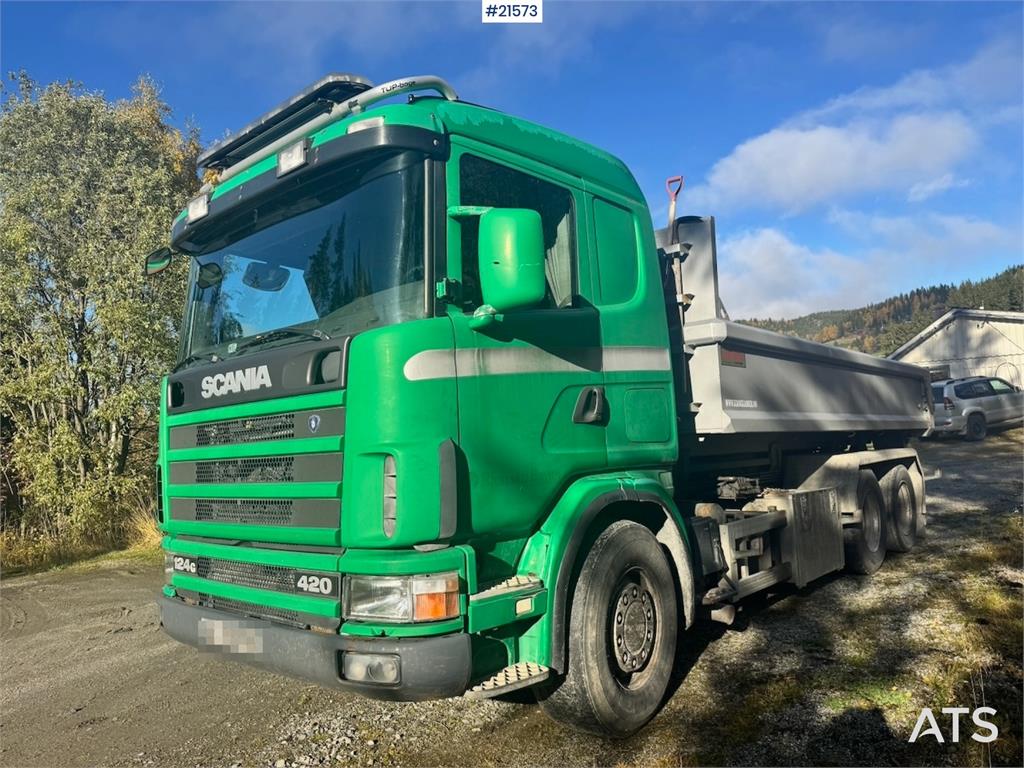 Scania 124G 6x2 Hook truck.