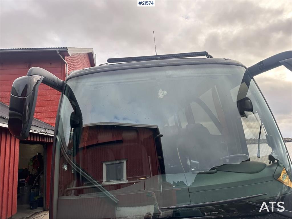 Setra S411 tour bus w/ 29+2+1 seats and winter tires. Lo