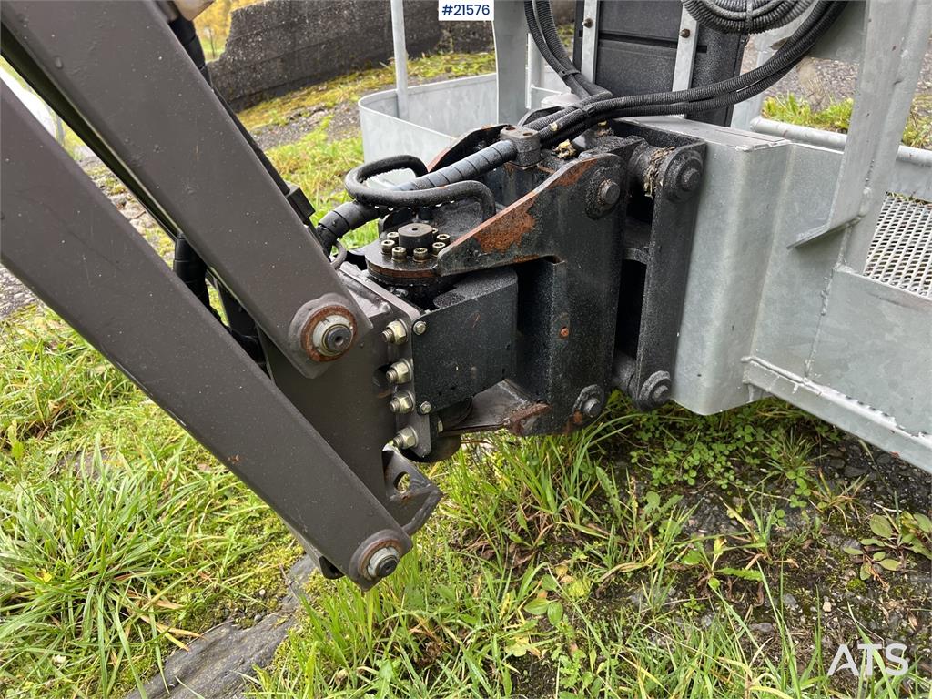 Manitou 200 ATJ Telehandler