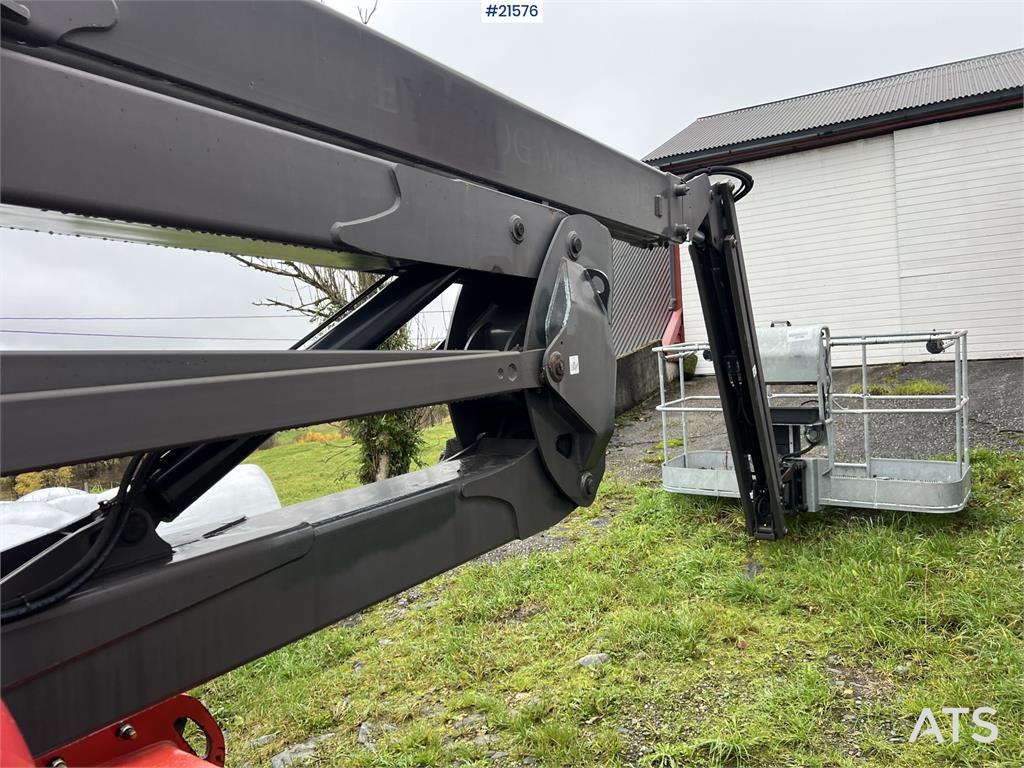Manitou 200 ATJ Telehandler