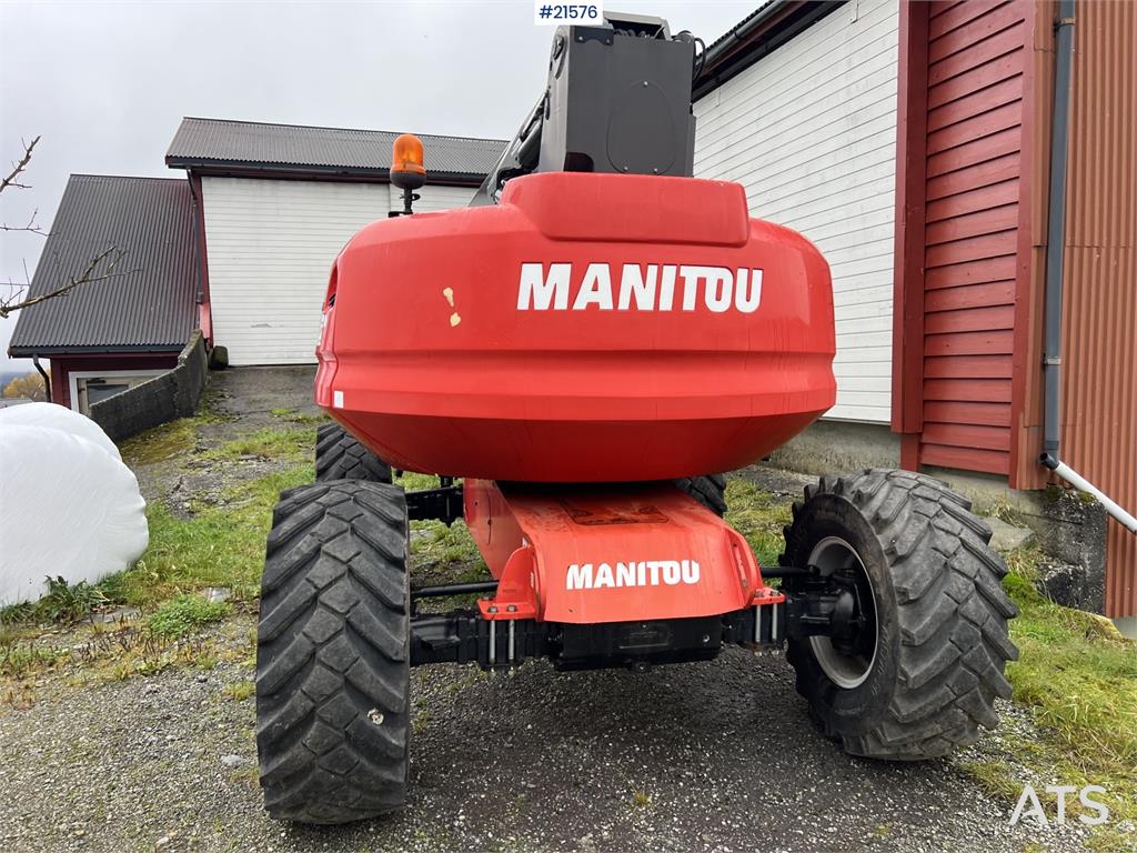 Manitou 200 ATJ Telehandler
