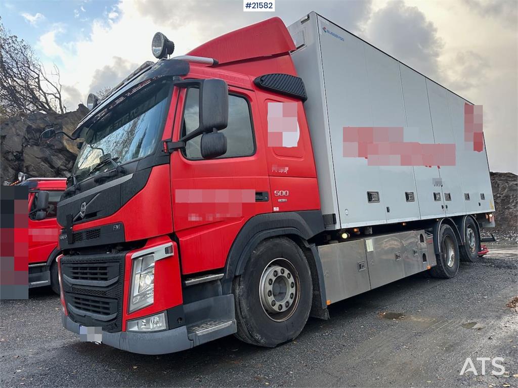 Volvo FM 500 6x2 box truck w/ full side opening and lift