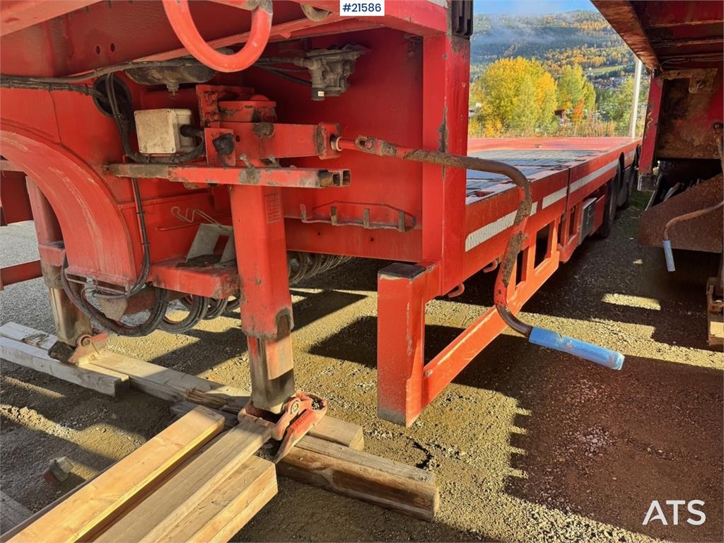 Broshuis crane semi.