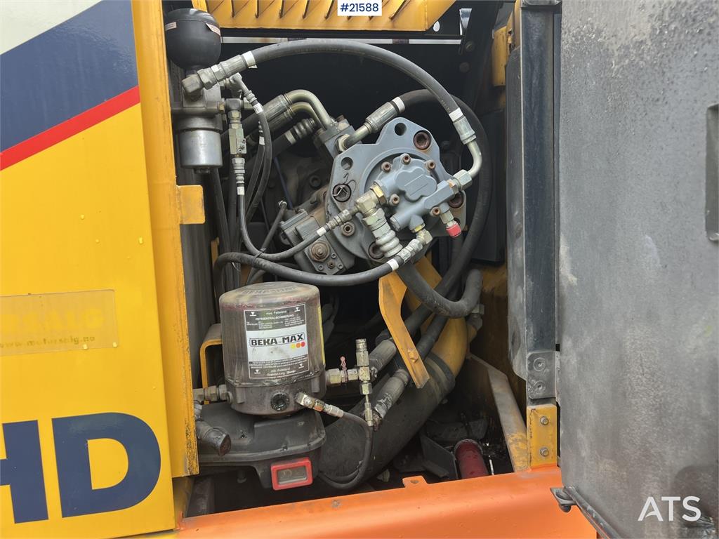 Kato HD 823 MR excavator w/ rototilt, sanding bucket, A