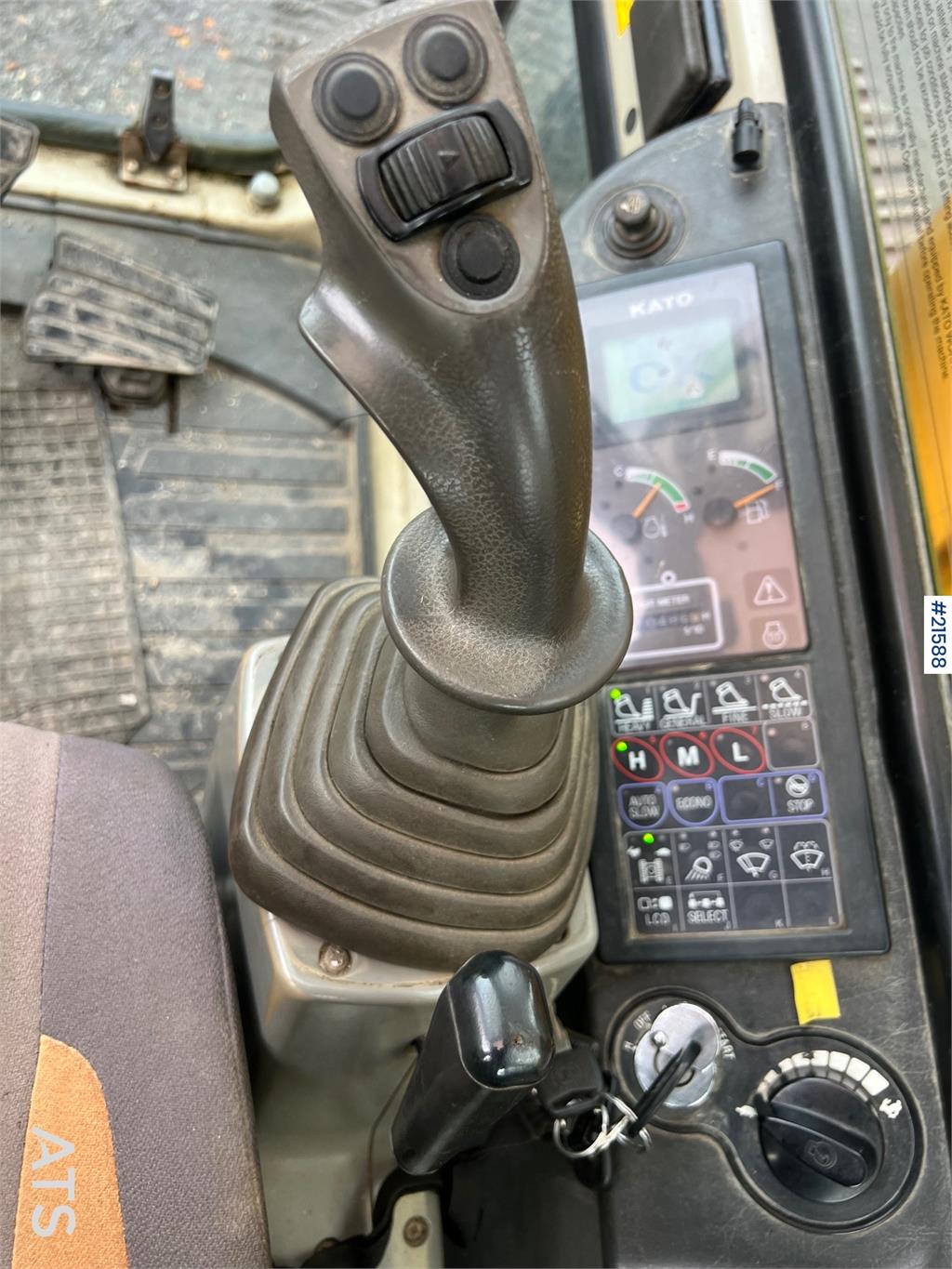 Kato HD 823 MR excavator w/ rototilt, sanding bucket, A