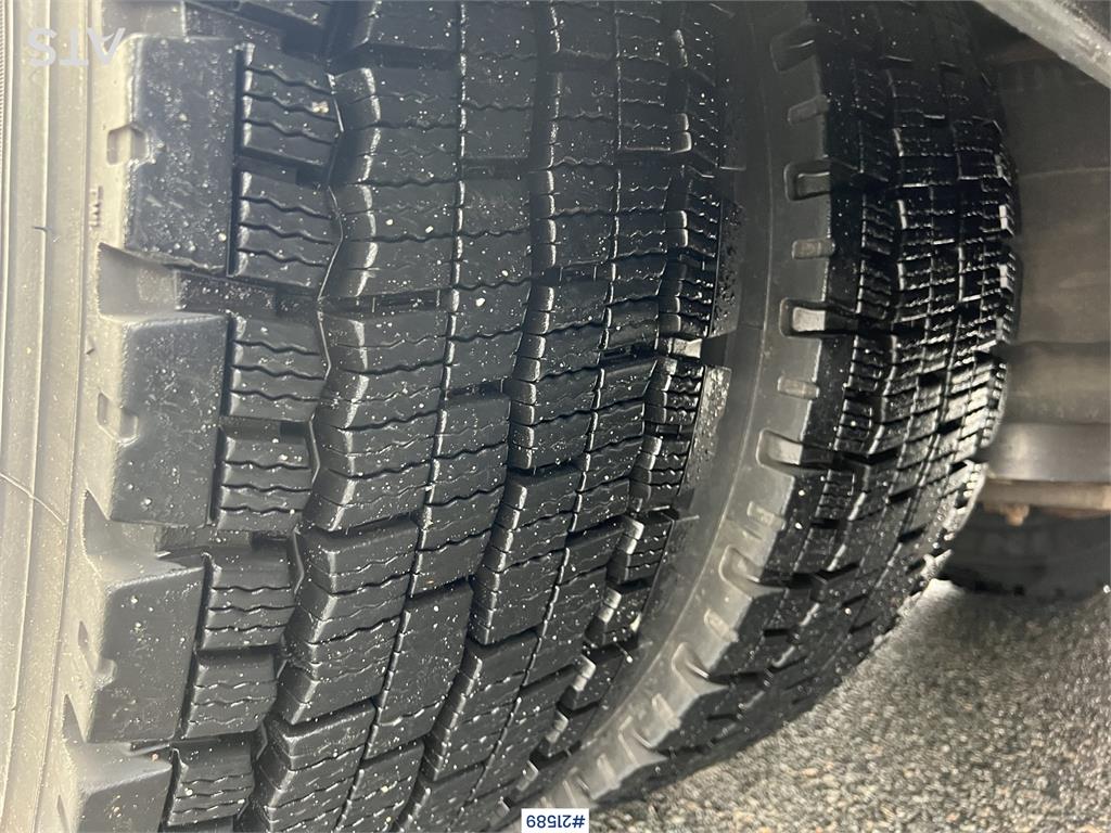 Scania R500 6x2 box truck w/ 2 temp refrigerator/freezer