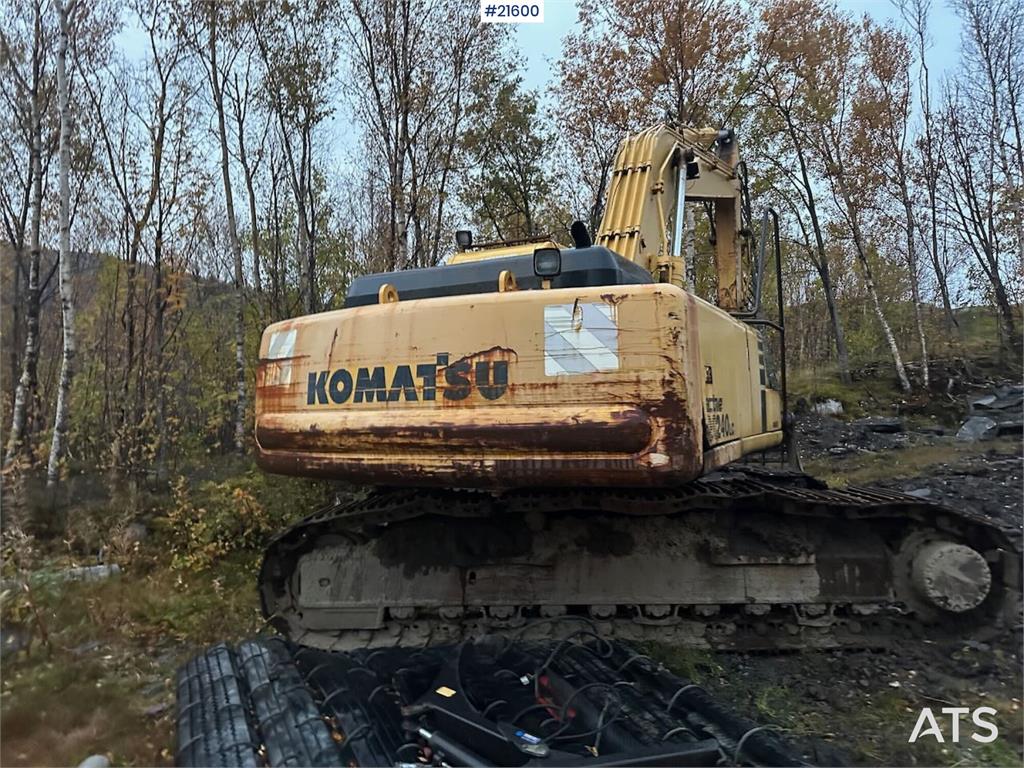 Komatsu PC240LC excavator. WATCH VIDEO.
