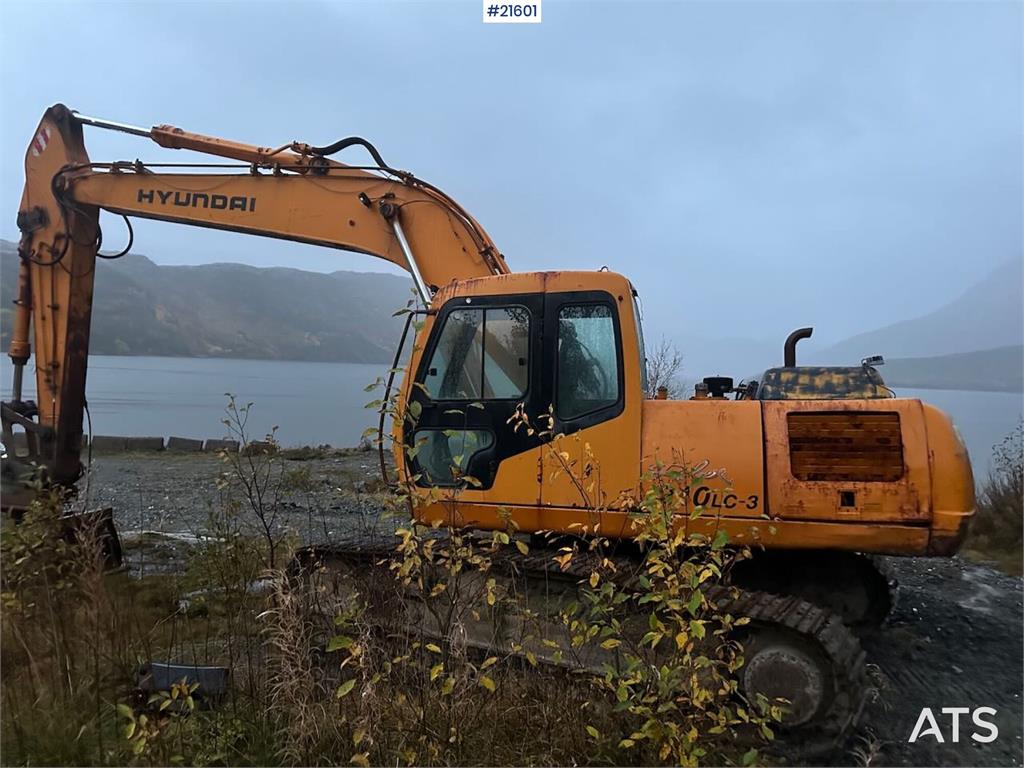 Hyundai Robex 210LC- 3H excavator w/ 5 buckets. Replaced t