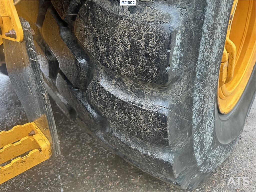Volvo L90 E wheel loader w/ 3rd and 4th function, bucket