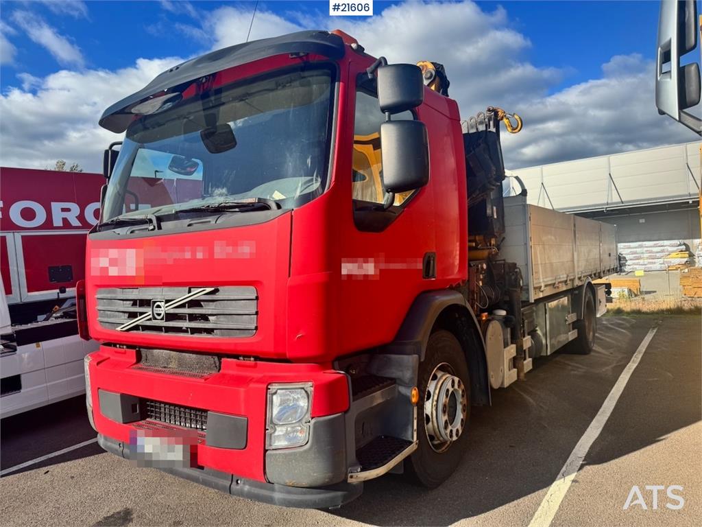 Volvo FE320 4x2 Crane truck w/ Effer 145 Crane.