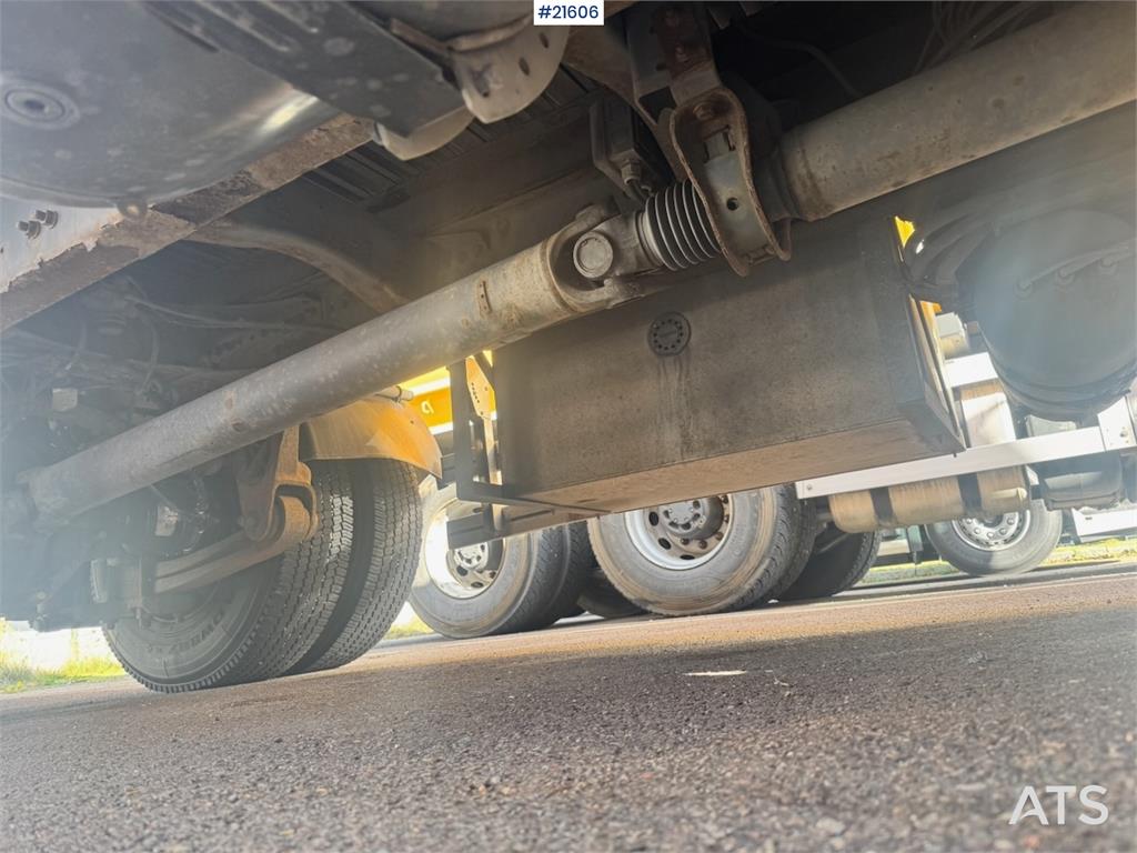 Volvo FE320 4x2 Crane truck w/ Effer 145 Crane.