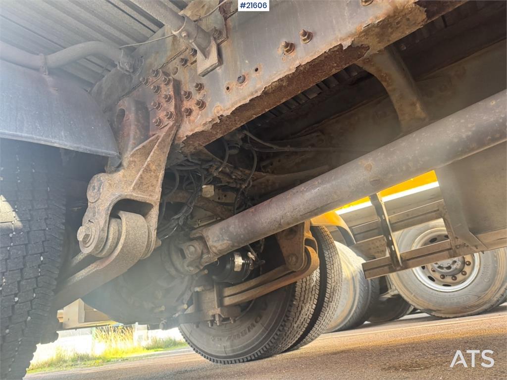 Volvo FE320 4x2 Crane truck w/ Effer 145 Crane.