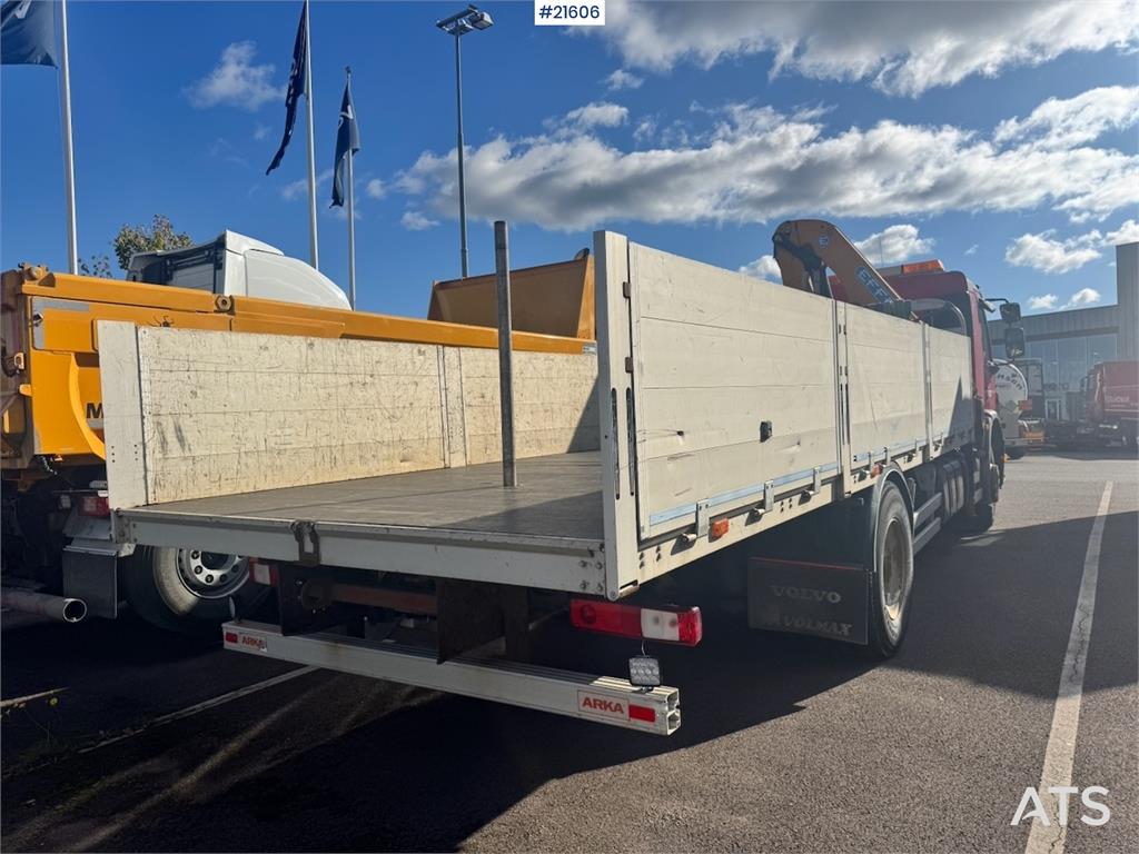 Volvo FE320 4x2 Crane truck w/ Effer 145 Crane.